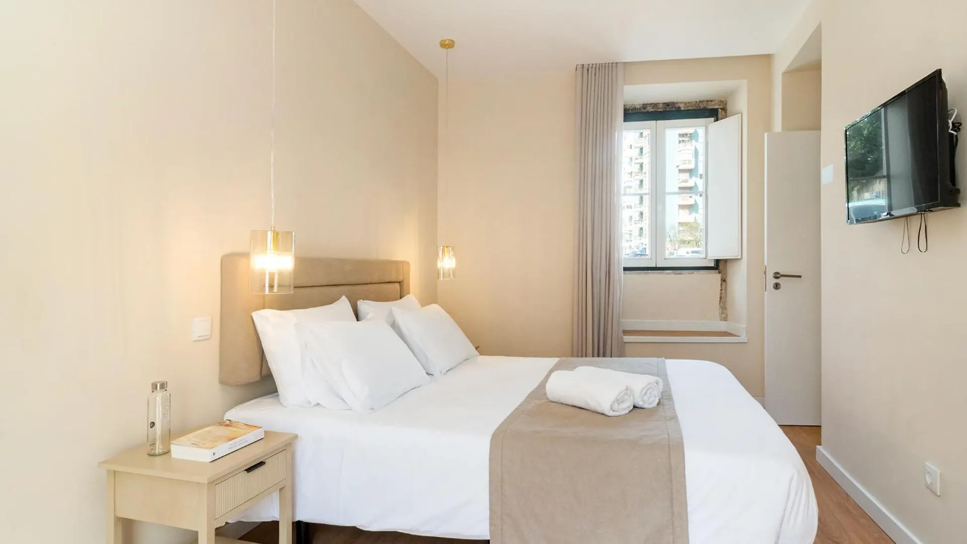 Metropolitan Living Lisbon - Laranjeiras Apartamento