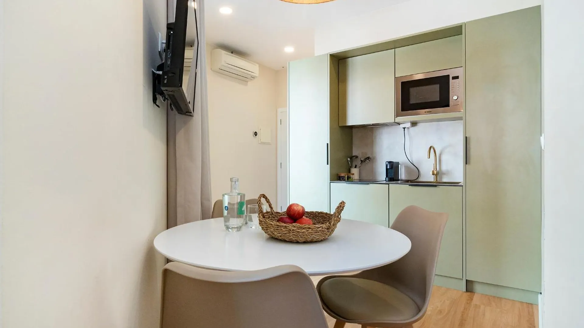 Metropolitan Living Lisbon - Laranjeiras Apartamento
