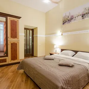 https://aparthotel-on-maidan-nezalezhnosti.hotels-of-kiev.com