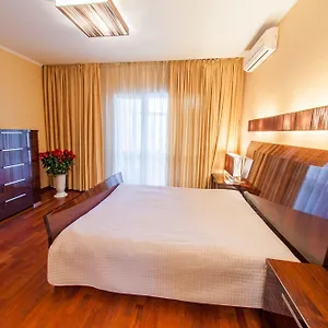 https://botanic-towers.hotels-of-kiev.com