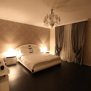 https://grace-apartments.hotels-of-kiev.com