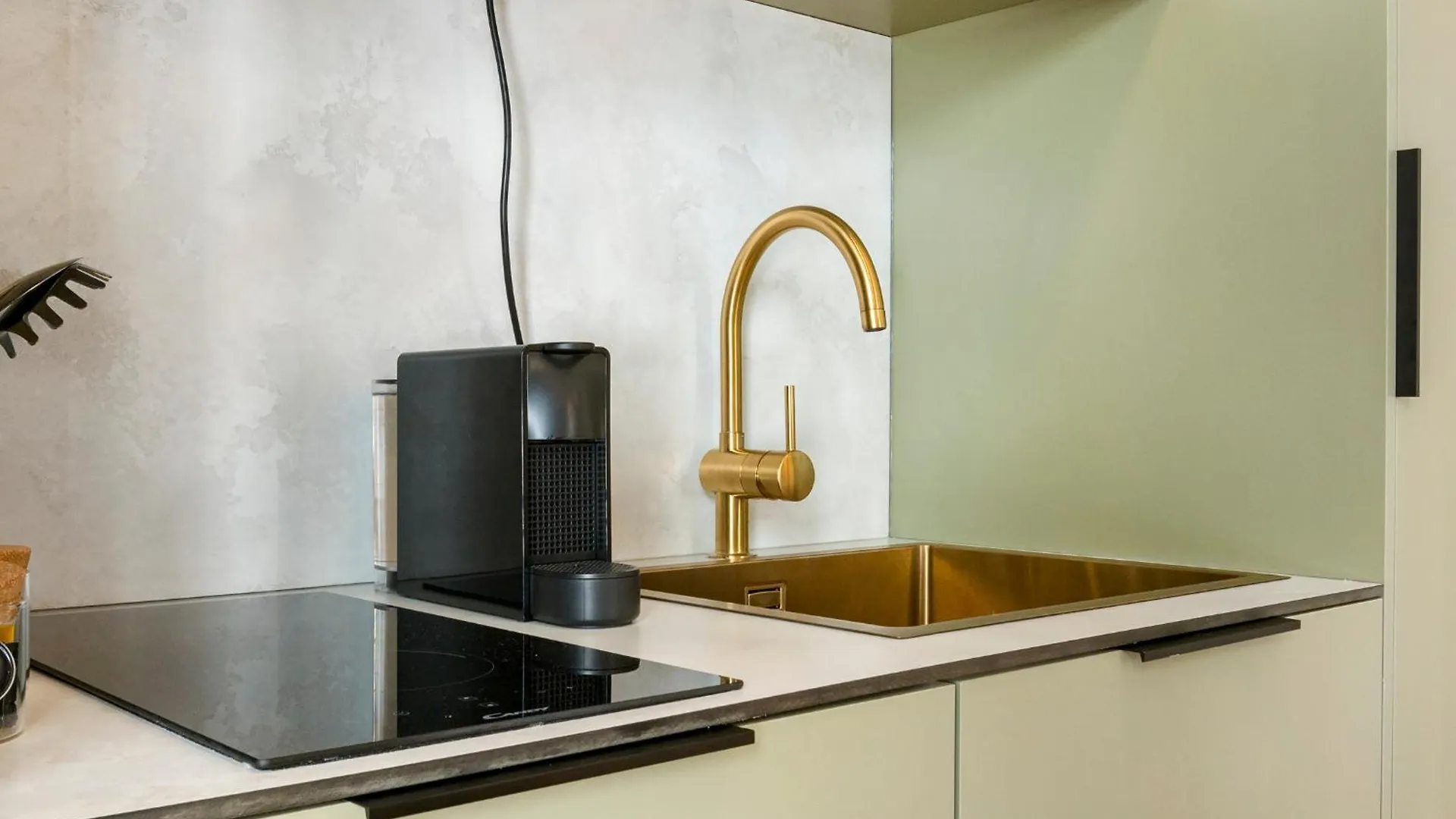 Metropolitan Living Lisbon - Laranjeiras 아파트