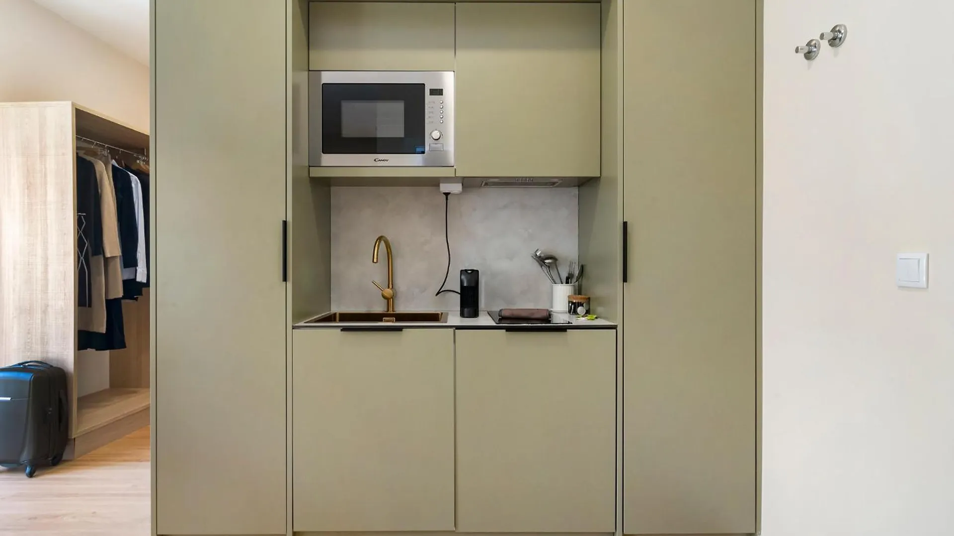 Metropolitan Living Lisbon - Laranjeiras 아파트
