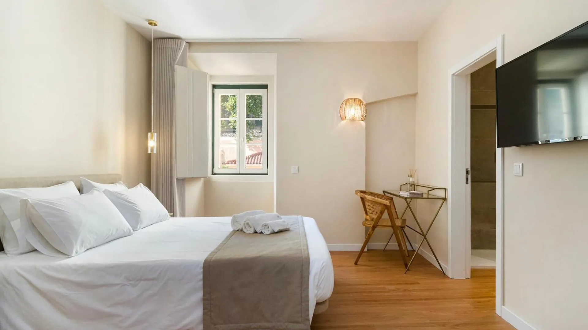 Metropolitan Living Lisbon - Laranjeiras Apartment