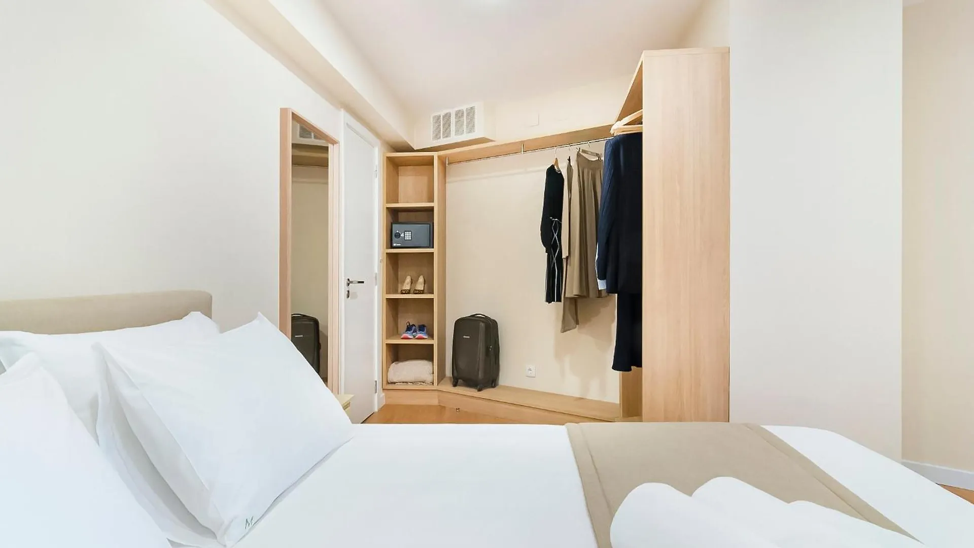 Metropolitan Living Lisbon - Laranjeiras Apartment Portugal